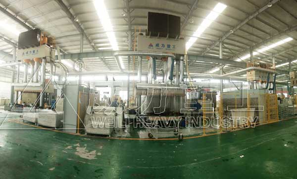 萊蕪客戶采購(gòu)4臺(tái)2000噸玻璃鋼化糞池成型液壓機(jī)