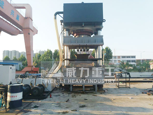 3000噸四梁四柱液壓機(jī)