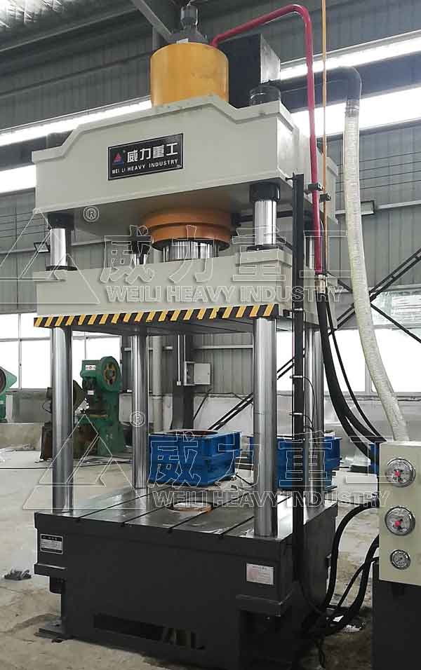 315噸洗衣機(jī)內(nèi)筒桶底拉伸成型液壓機(jī)